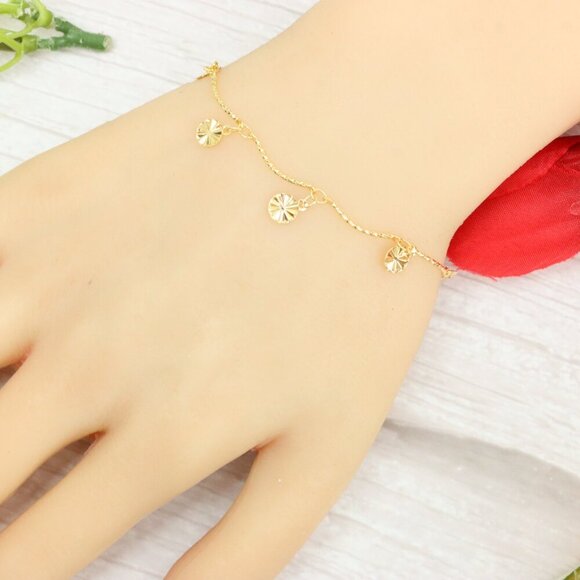 "Trendy Handmade Bracelet – A Thoughtful Gift for Girls & Women | UNVRC1095 - Picture 7 of 10